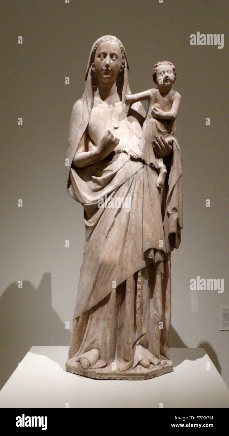 Alabaster geschnitzte Statue der Muttergottes von Anonymous. Vom 14. Jahrhundert Stockfoto