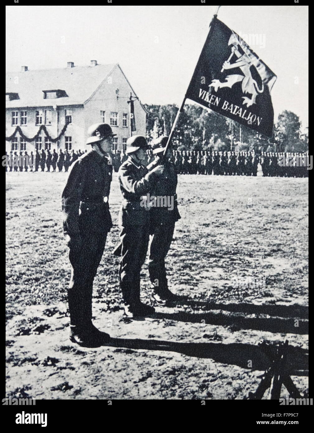 Deutsch-norwegische Nazi unterstützt in Norwegen. Während der Besetzung Norwegens (2. Weltkrieg) im Jahre 1940 aufgenommen. Stockfoto