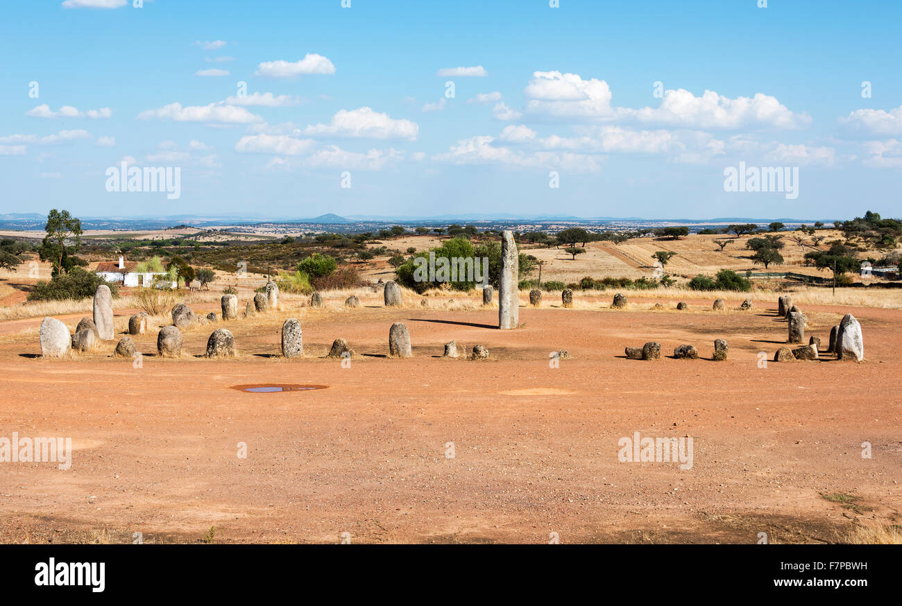 Portugals größte Menhire, ist der Xarez Stein-Kreis an zweiter Stelle nur in Größe, Almendres, in der Nähe von Evora Stockfoto