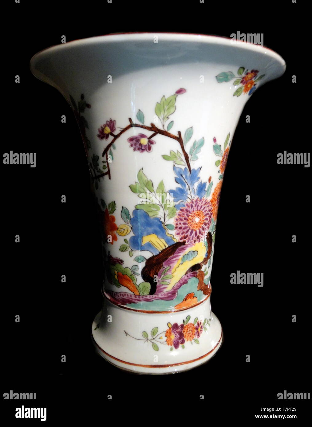 Deutsche Vase von der Porzellan-Manufaktur Meissen, Deutschland gemacht. Hart-Paste Porzellan, über, 1745 Stockfoto