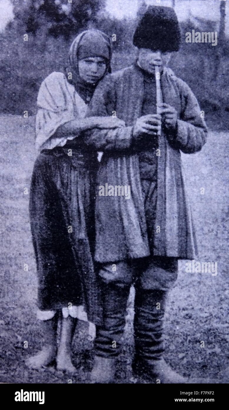 Estnische Bauernkinder im russischen Reich 1910 Stockfoto