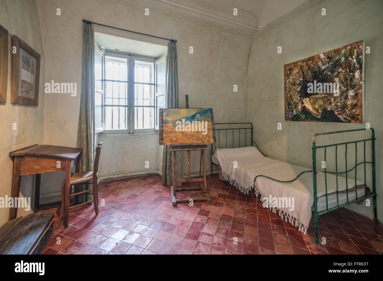 Rekonstruktion von Vincent Van Gogh s Zimmer im Asyl St.Paul de Mausole, St Rémy de Provence, Frankreich Stockfoto