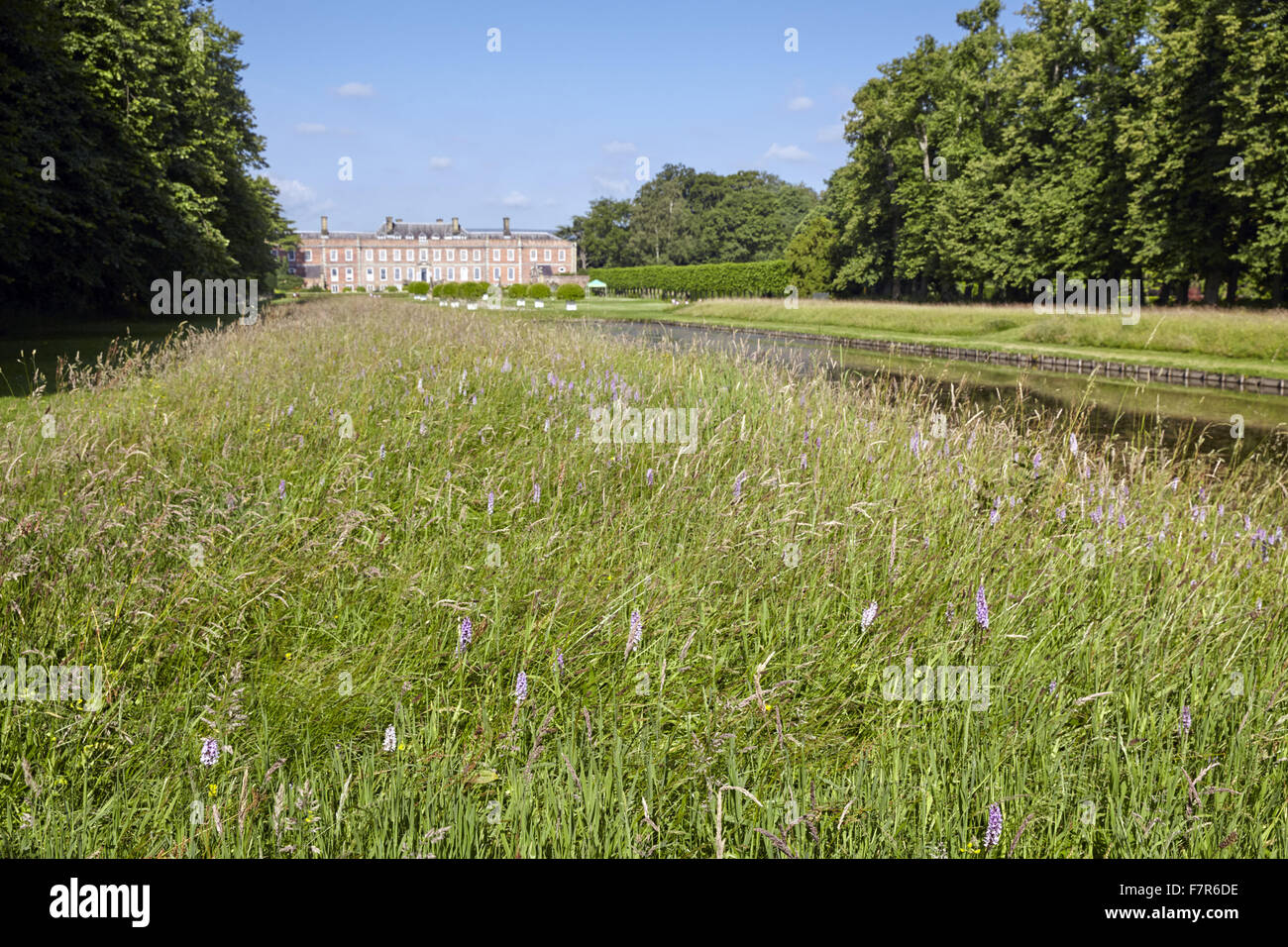 Die Gärten von Erdigg, Clwyd. Erdigg in Wrexham erzählt die Geschichte der Beziehung zwischen dem Adel und dem Diener, die in diesem Haus gelebt. Stockfoto