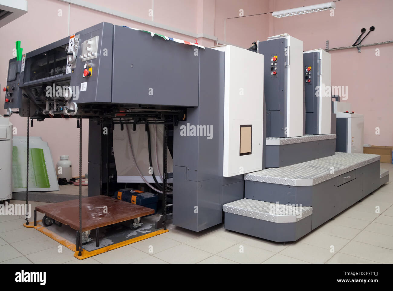zweiteilige Offset gedruckt Maschine in Druckerei Stockfoto