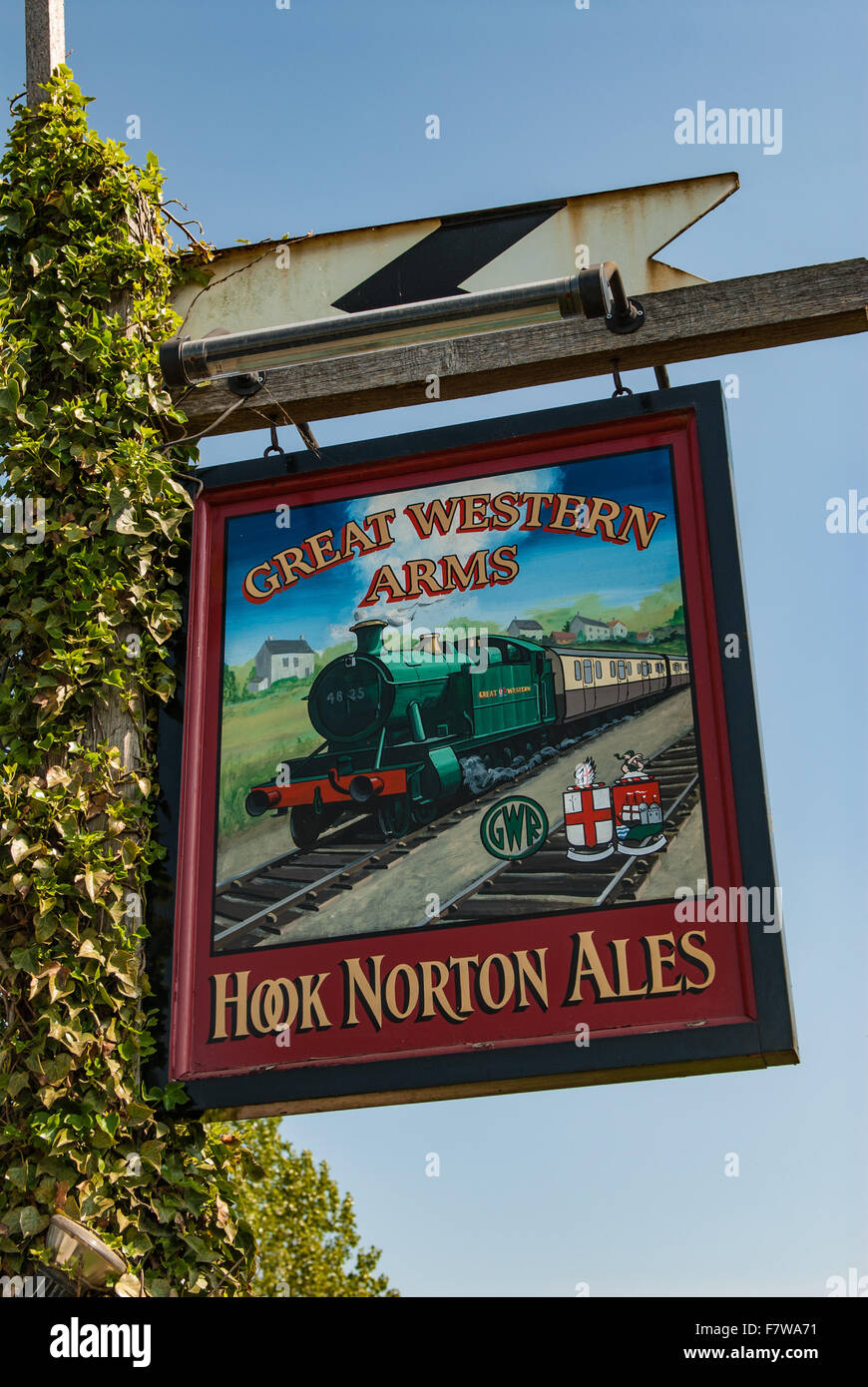 Hook Norton Brauerei Schild an der Great Western Arms Pub in der Nähe von Aynho, Northamptonshire, England UK Stockfoto