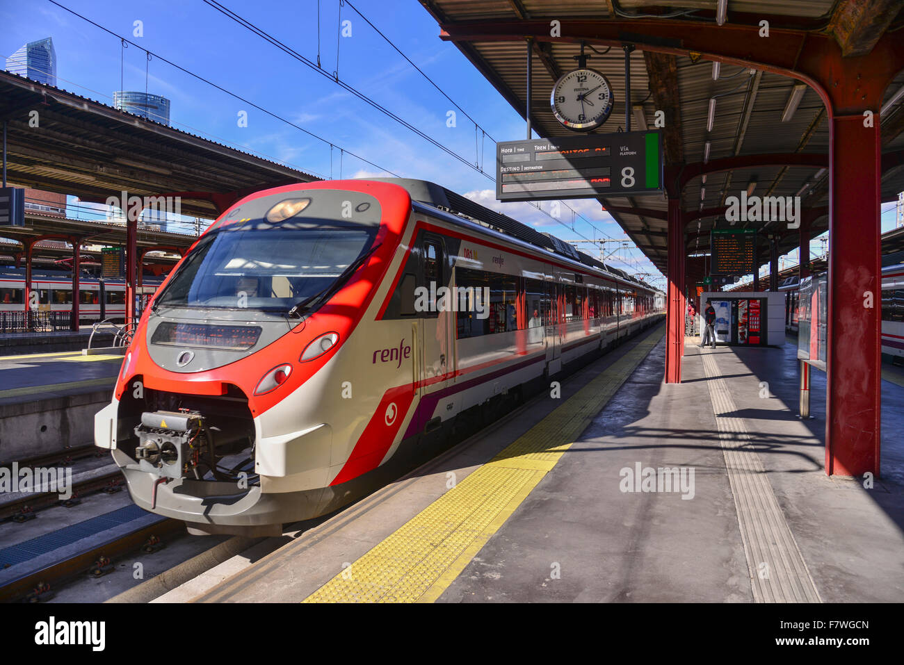 Zug Renfe in Madrid, Spanien Stockfoto