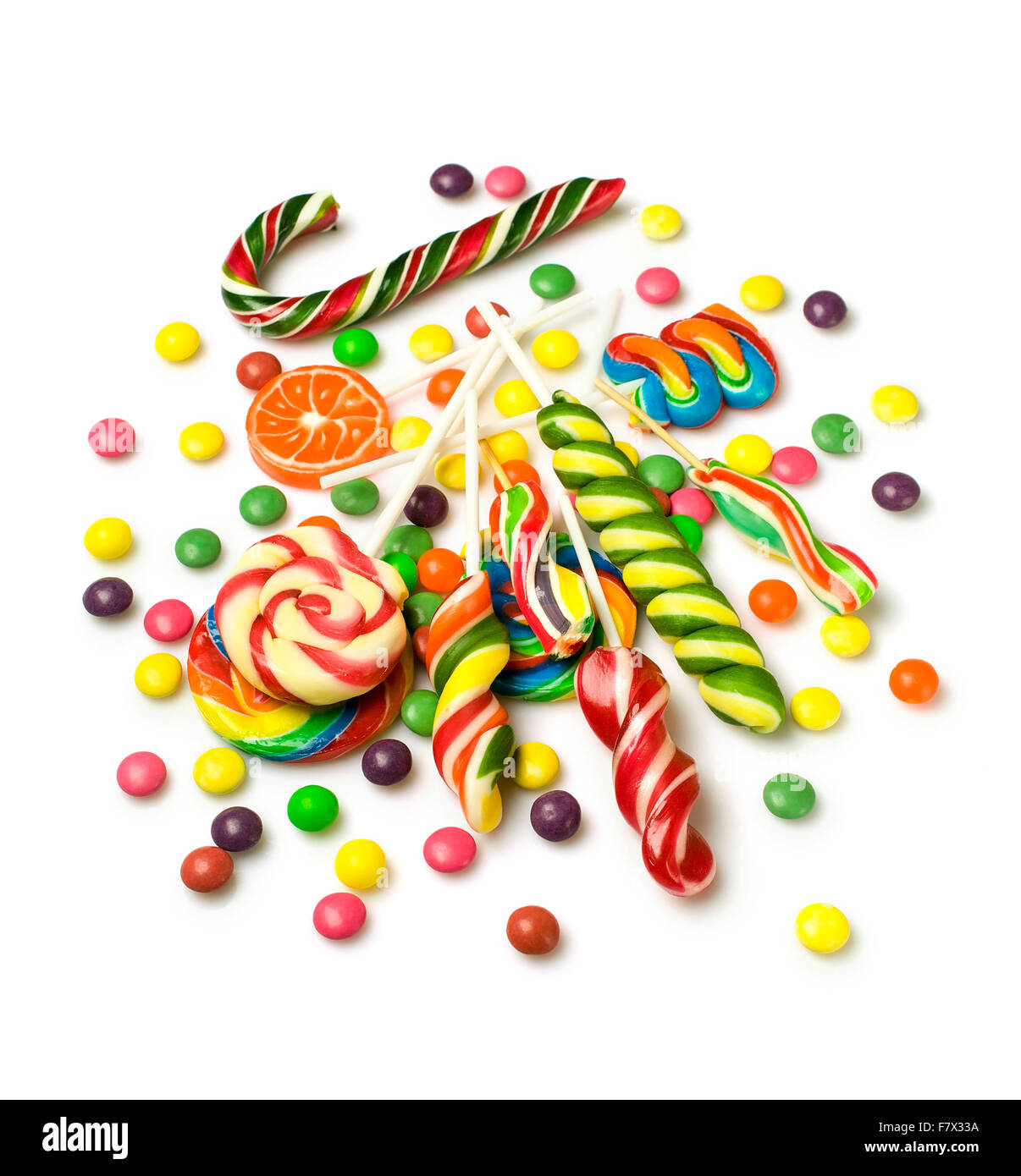 Bunte Bonbons isoliert auf weiß Stockfoto Bunte Bonbons isoliert auf weiß Stockfoto