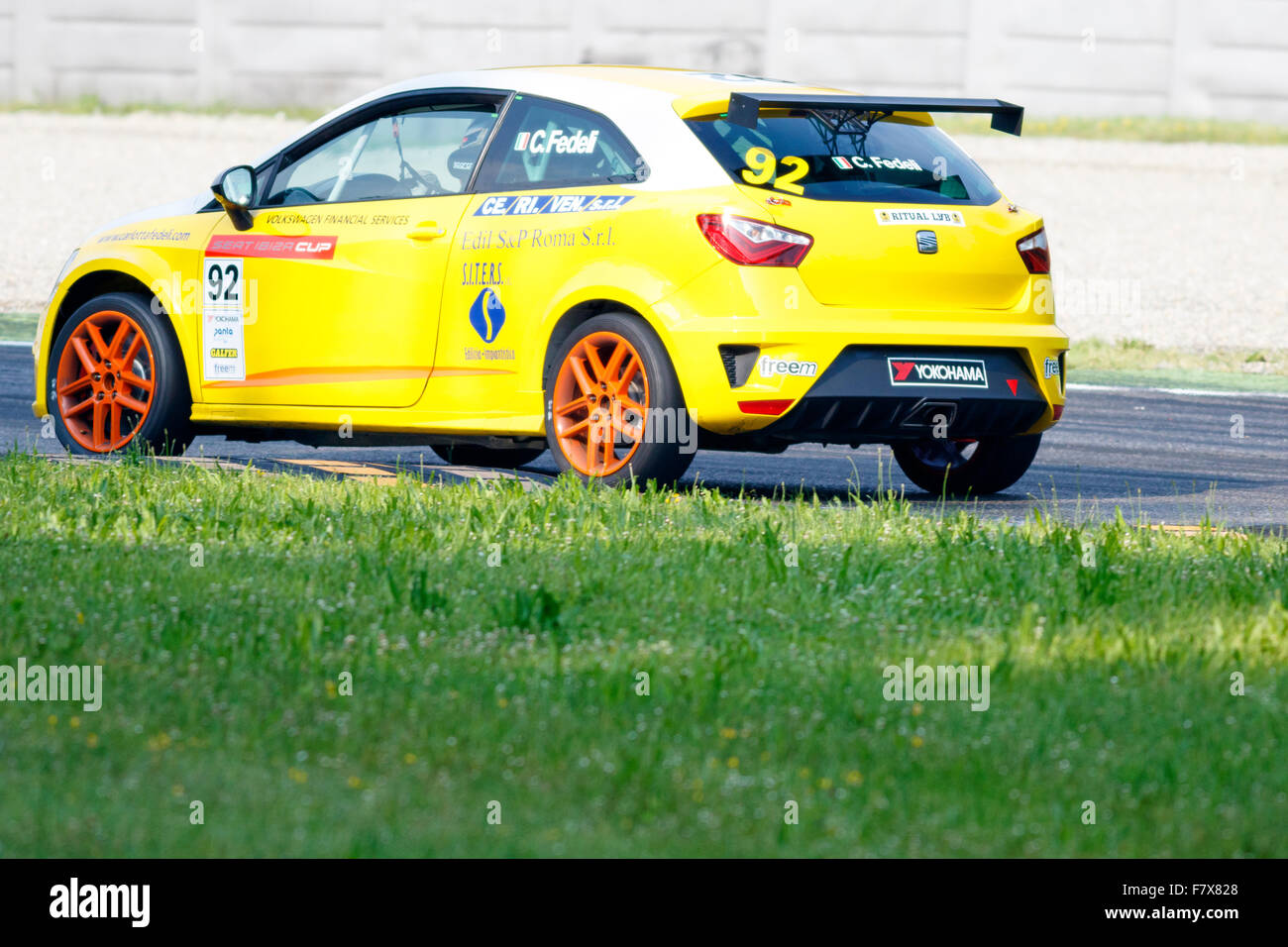 Monza, Italien - 30. Mai 2015: Seat Ibiza-Girasole Team, angetrieben von FEDELI Carlotta während des Seat Ibiza Cup Stockfoto