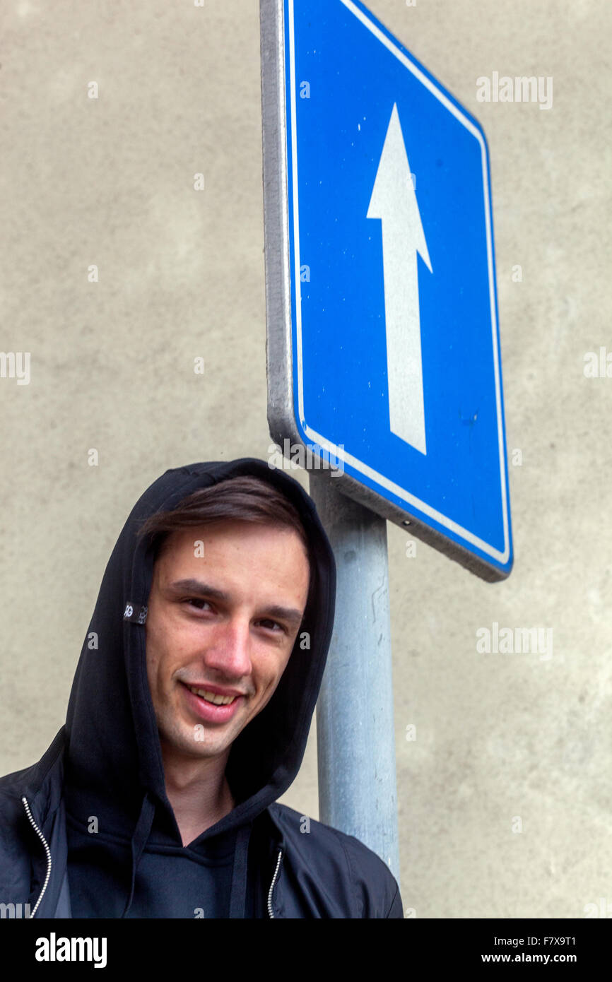 Jonas Cumrik alias Johny Machette ist tschechische Sänger, Vergewaltiger Stockfoto