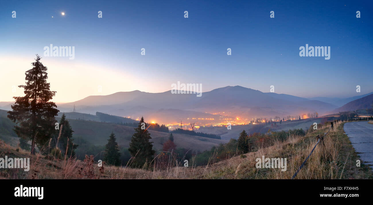 Karpaten-Dämmerung Stockfoto