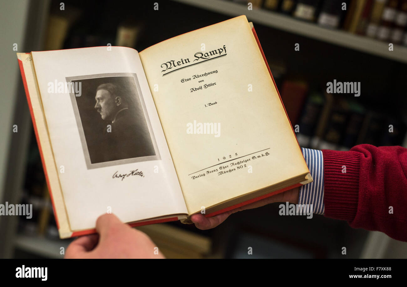 Hitlers bibliothek Fotos und Bildmaterial in hoher Auflösung Alamy