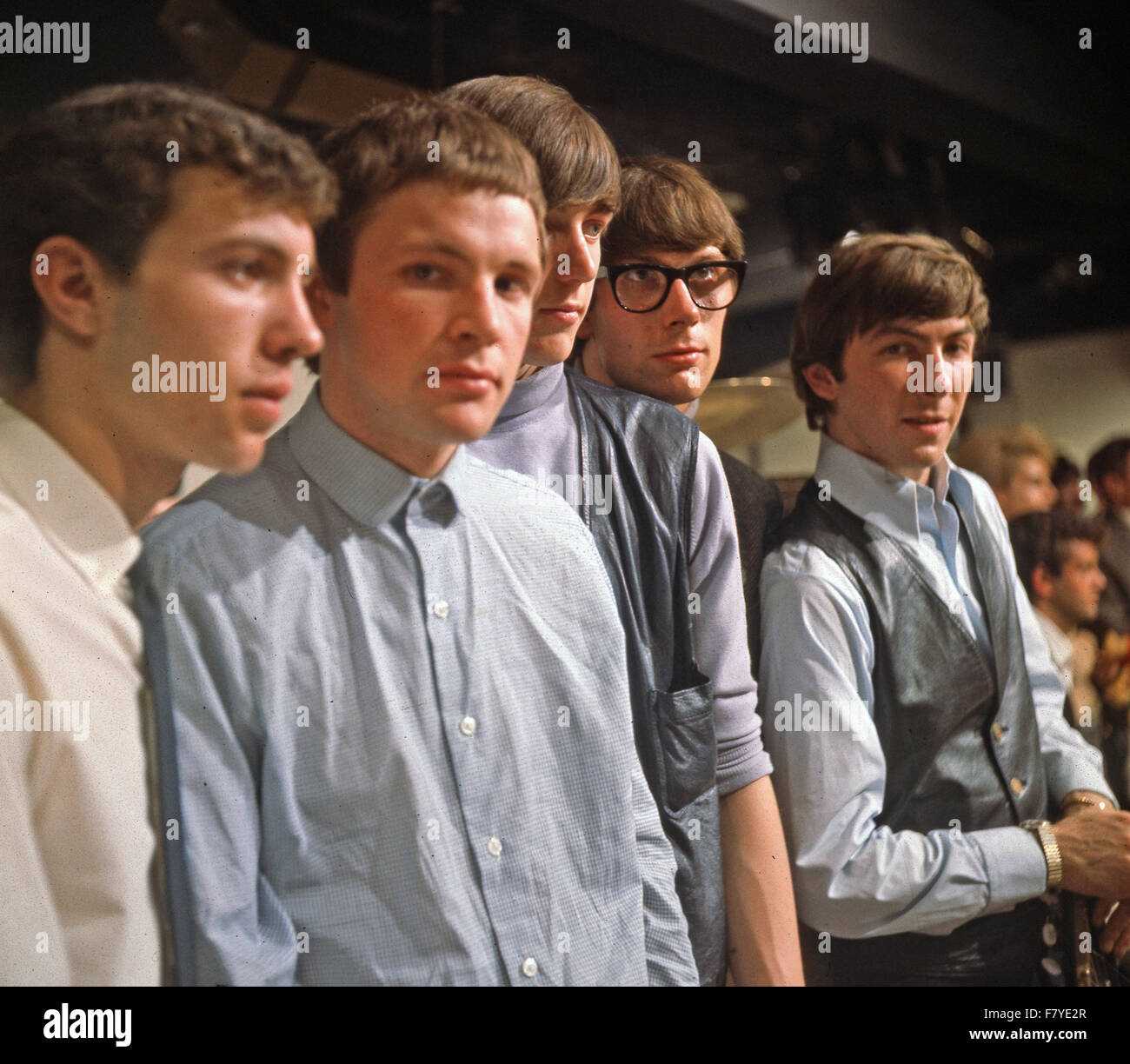 DIE MOJOS UK-pop-Gruppe auf Ready, Steady, Go im Jahr 1963. Von links: John Konrad, Terry O'Tool, Stu James, Keith Karlson, Nick Crouch. Foto Tony Gale Stockfoto