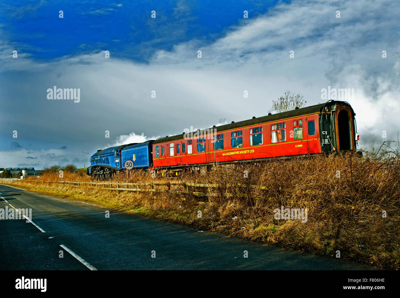 A4-Pazifik No 60007 Sir Nigel Gresley bei Urlay Nook in der Nähe von YARN Stockfoto