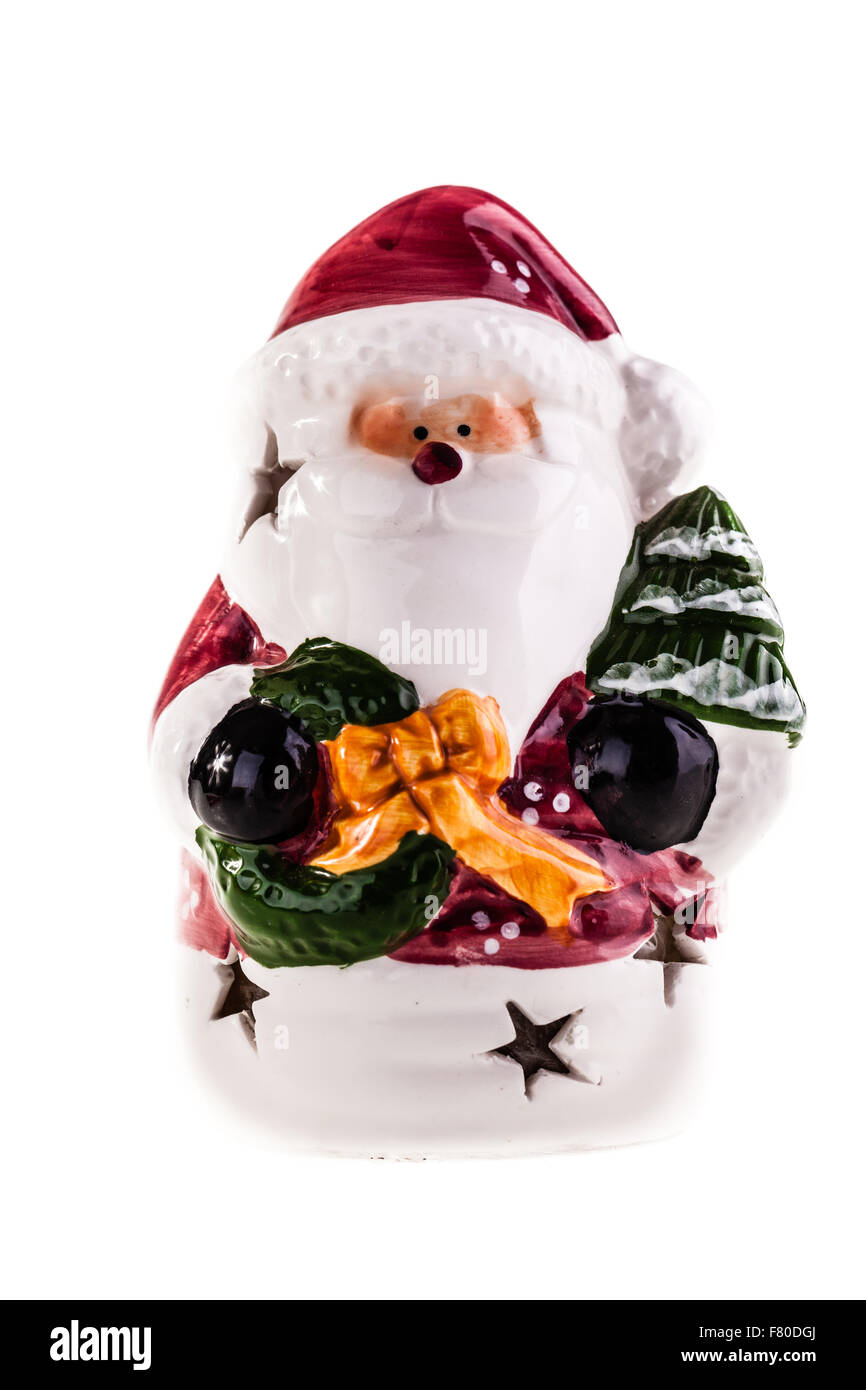 ein Weihnachtsmann Keramik Figur Christbaumkugel isoliert auf einem weißen Hintergrund Stockfoto