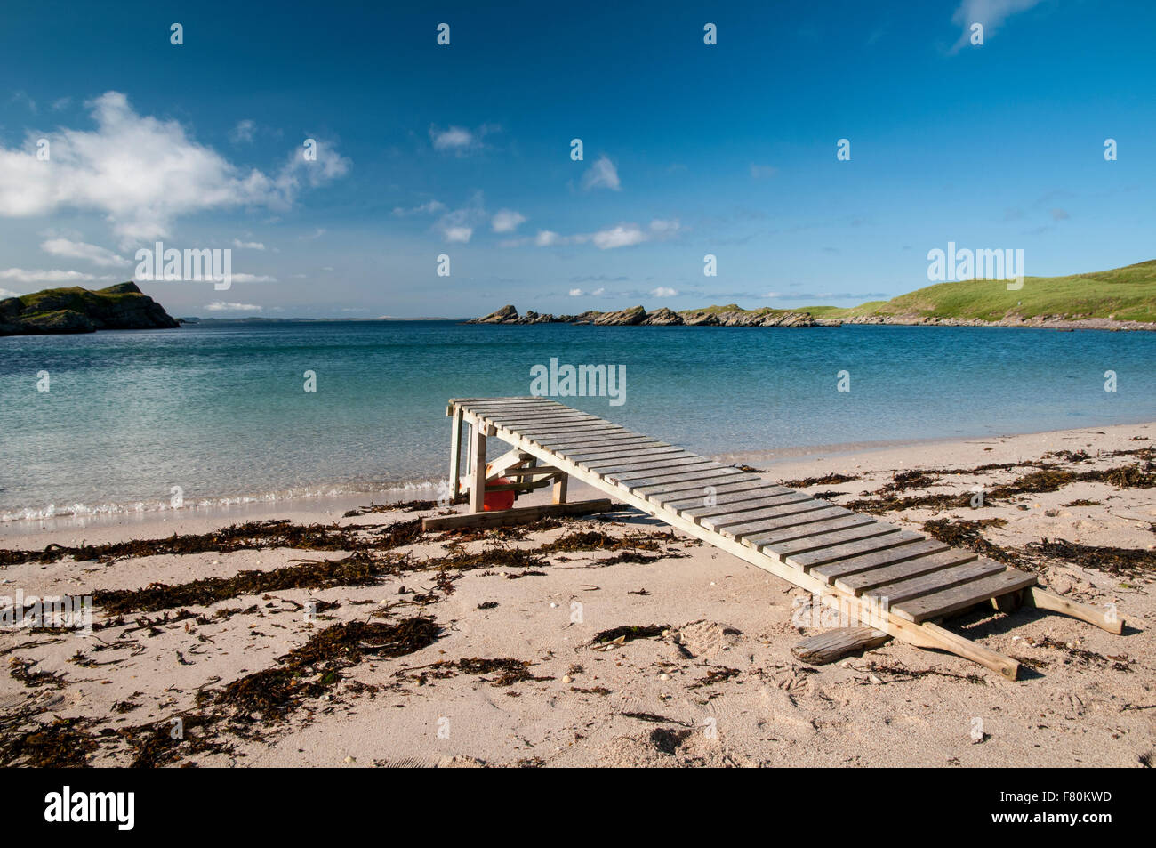 Eine Mobile Rampe am Strand von Port ein Eilein auf der Insel Handa, Sutherland, Schottland landen. August. Stockfoto