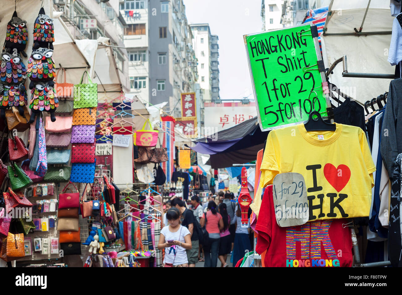 Ich liebe hk t-shirt am Markt die Mong Kok Ladies', Hong Kong Stockfoto