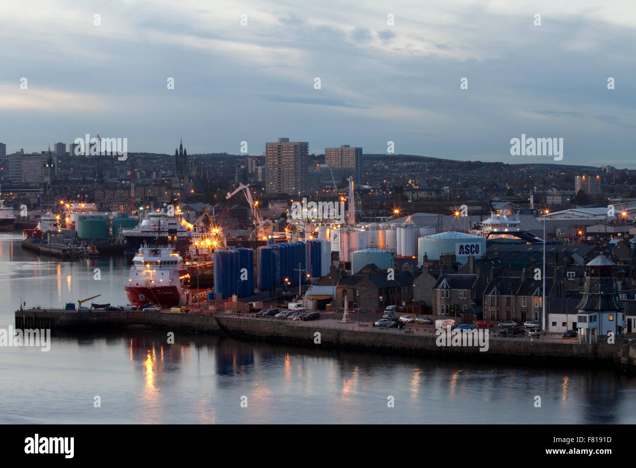 Abends Blick auf Hafen von Aberdeen, Schottland Stockfoto