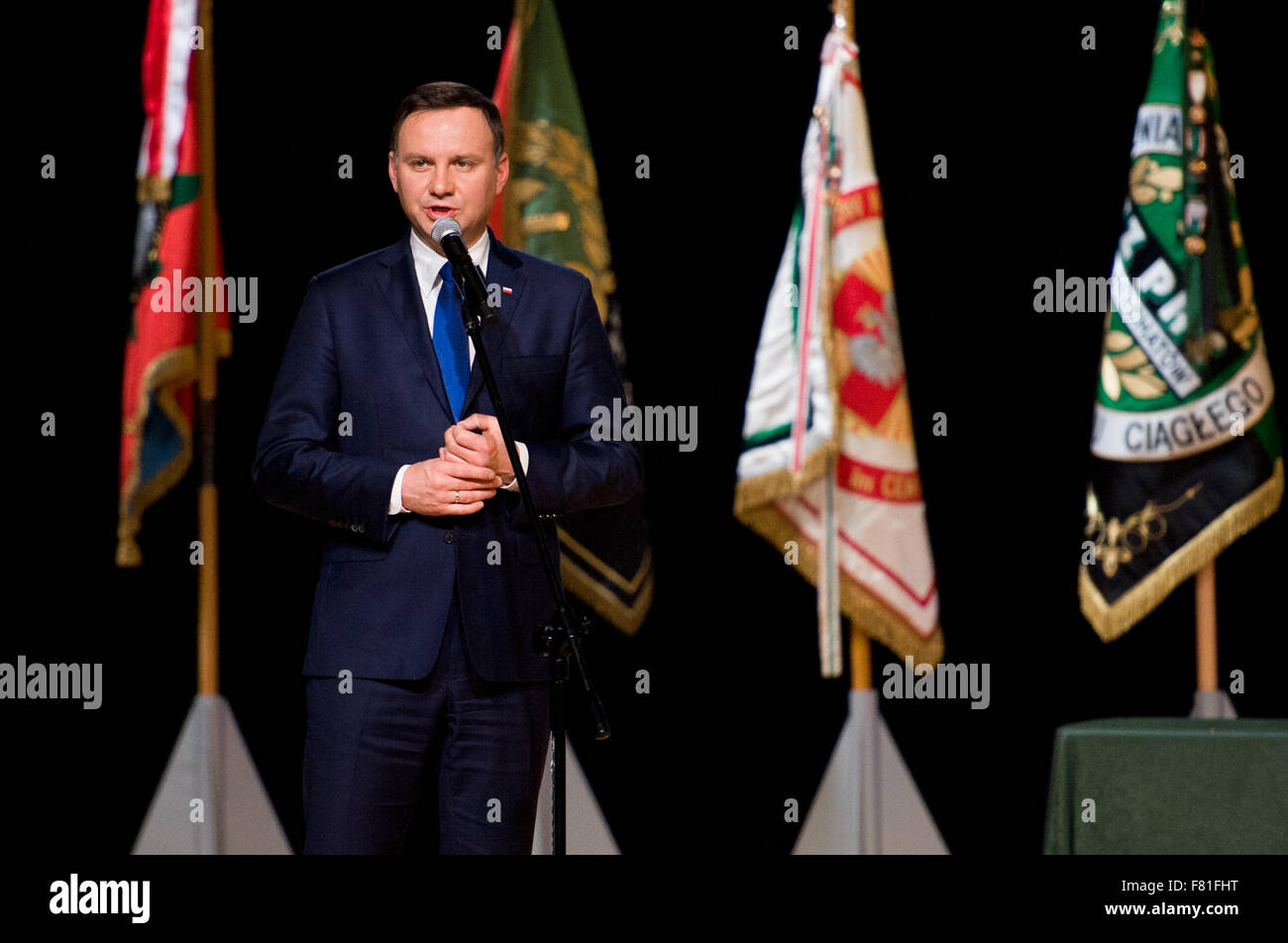 Bełchatów, Polen. 4. Dezember 2015. Präsident von Polen, Andrzej Duda, hält Rede bei "Barbórka" - die jährliche Miners Tag. Bildnachweis: Marcin Rozpedowski/Alamy Live-Nachrichten Stockfoto