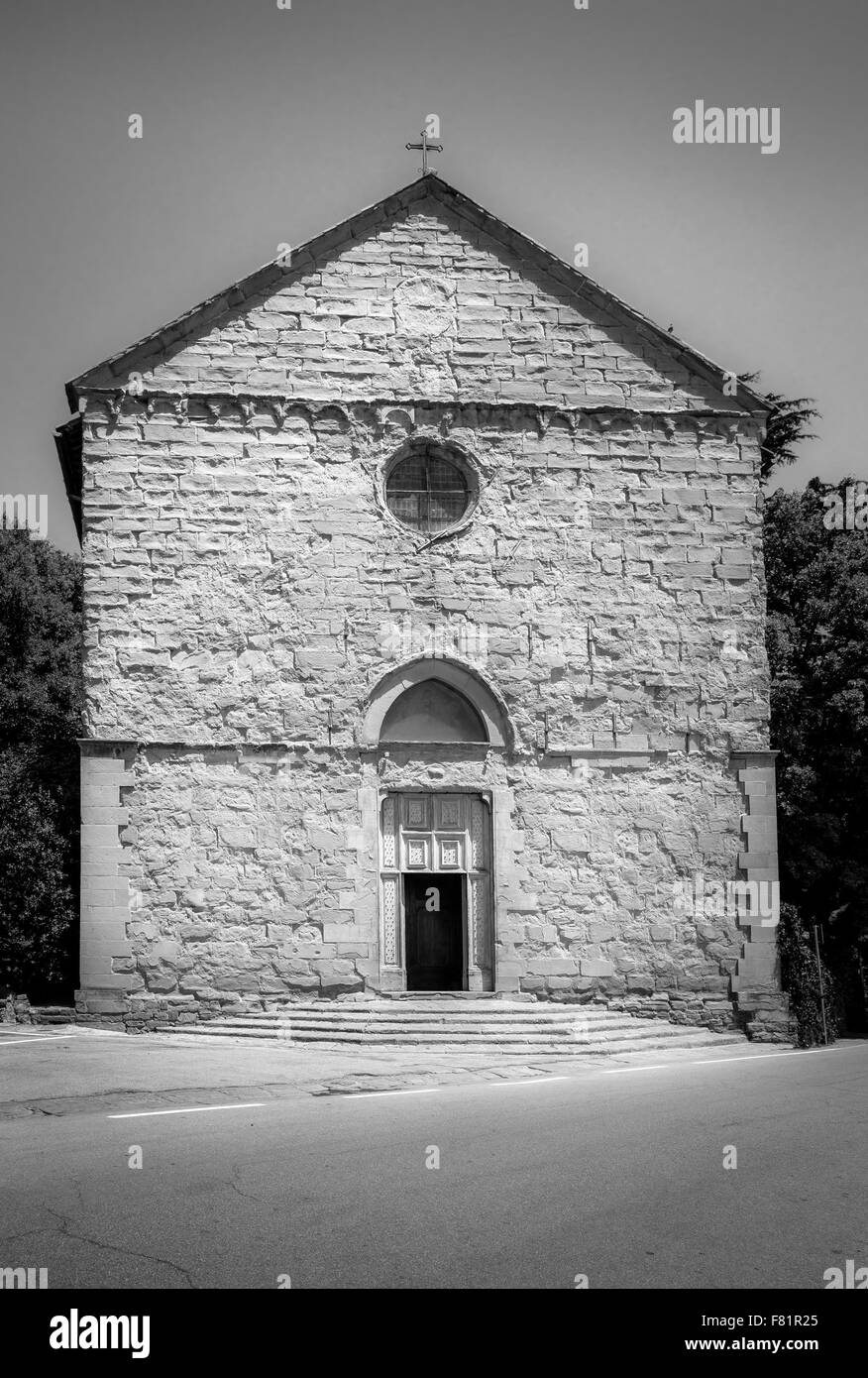 B&W Kirche von San Domenico in Stadt Cortona, Italien Stockfoto