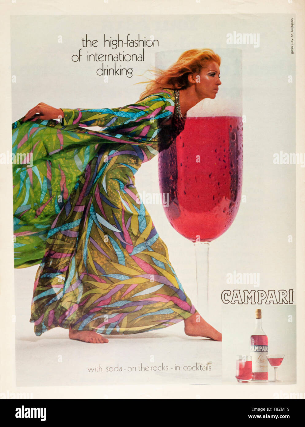 1970er Jahre Magazin Werbung Werbung Campari. Stockfoto