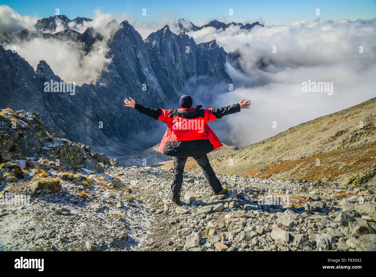 Tatra-Gebirge über Wolken Stockfoto