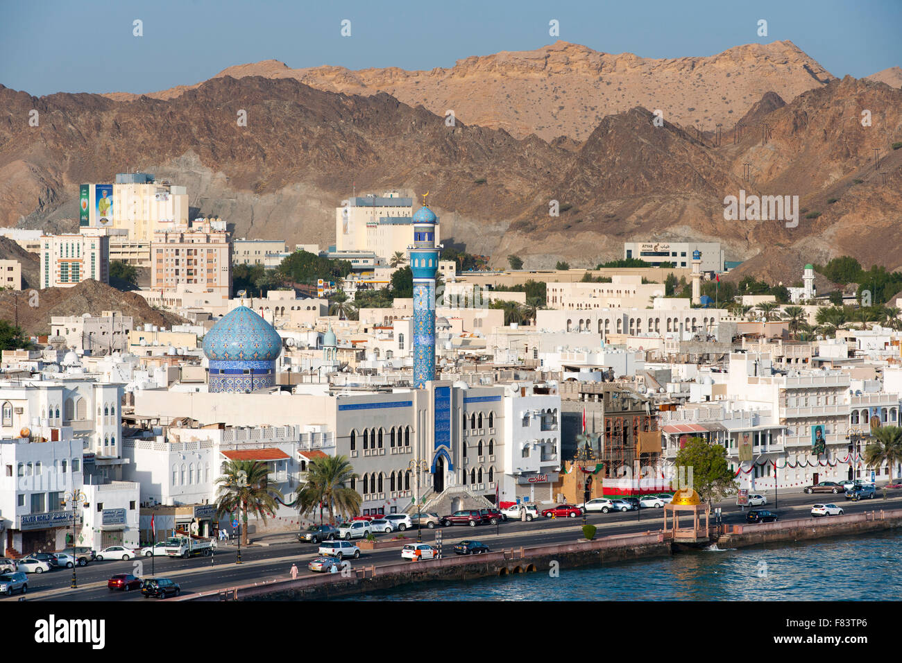 Die Viertel der Medina und Mutrah Corniche in Muscat, der Hauptstadt des Sultanats Oman. Stockfoto