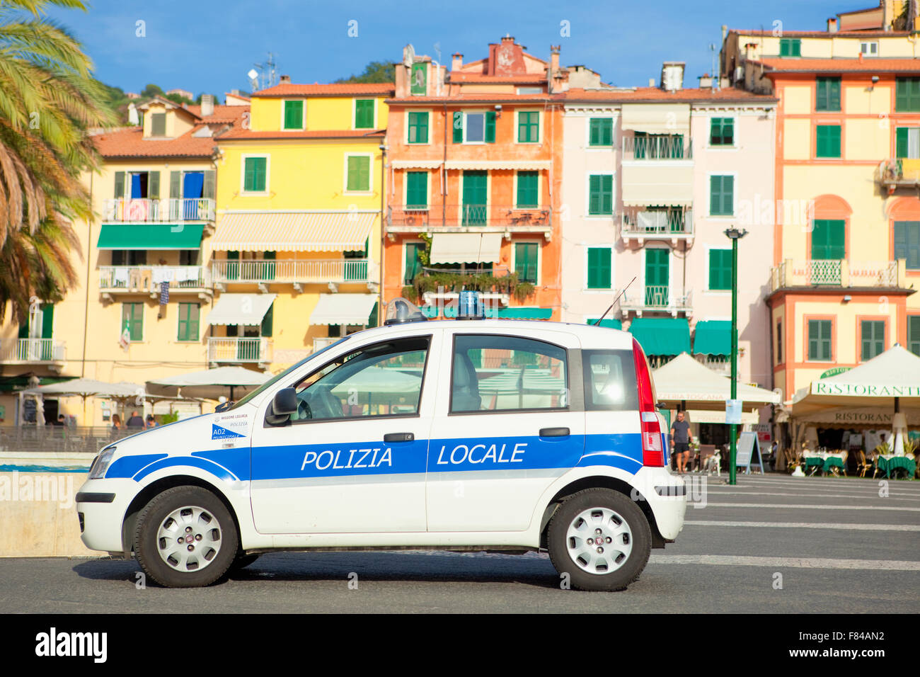Italien Ligurien La Spezia - lokale Polizei-Auto in Lerici Square Stockfoto