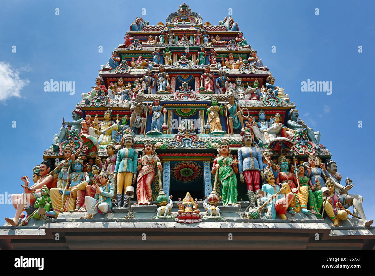 Dekorationen auf das Tor von Sri Mariamman Hindu Temple, Singapur, Republik Singapur Stockfoto Dekorationen auf das Tor von Sri Mariamman Hindu Temple, Singapur, Republik Singapur Stockfoto