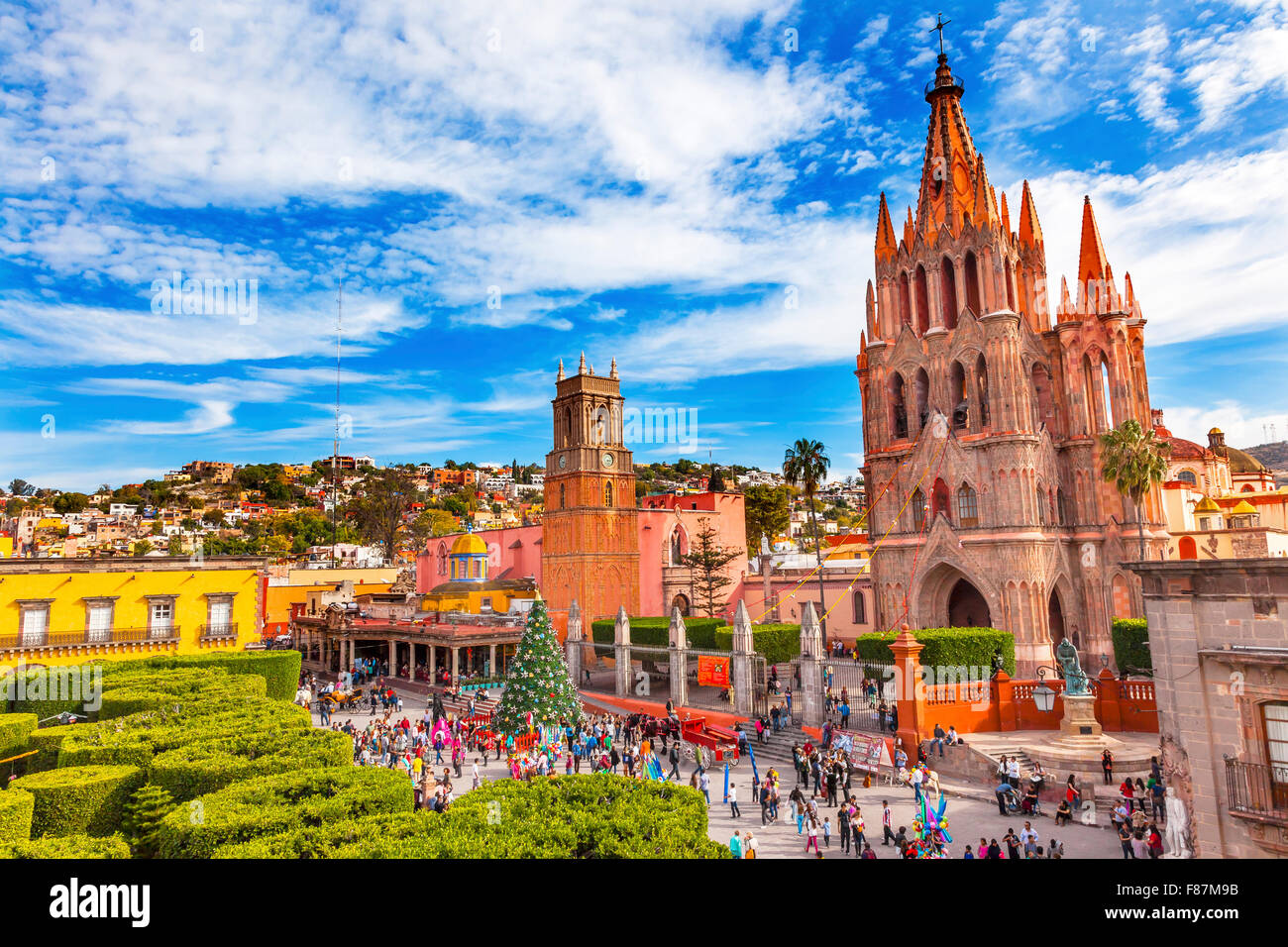 Parroquia Erzengel-Kirche Jardin Town Square Rafael Chruch San Miguel de Allende, Mexiko. Parroquia in der 1600er erstellt. Stockfoto