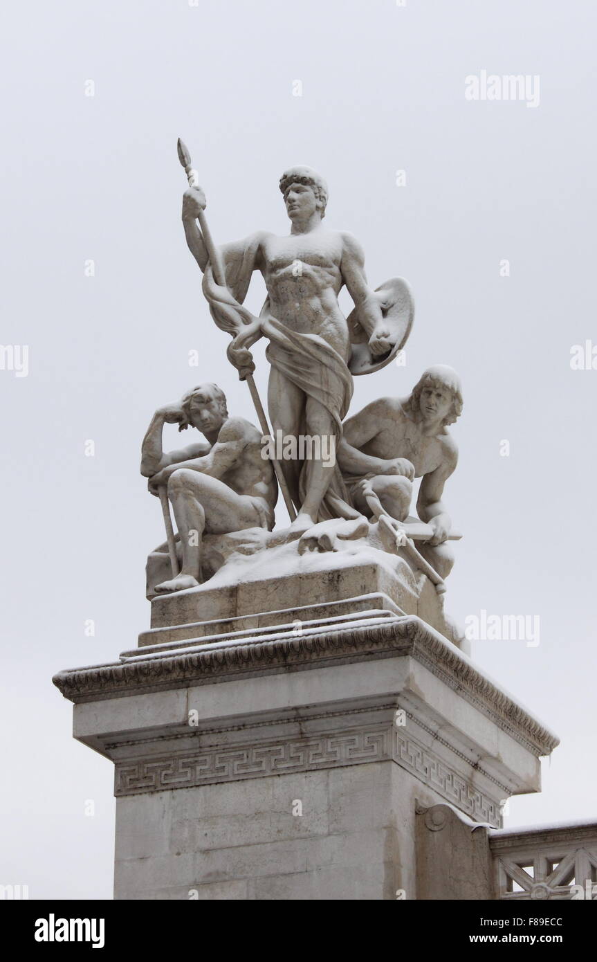 Victor Emmanuel II Monument unter Schnee in Rom, Italien Stockfoto