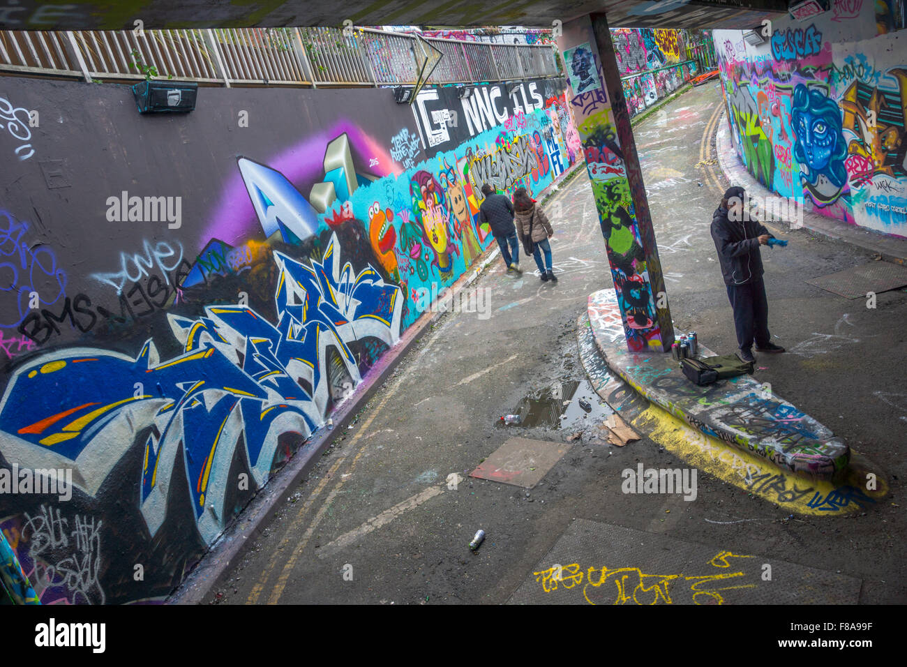 Subway Graffiti bedeckt Stockfoto
