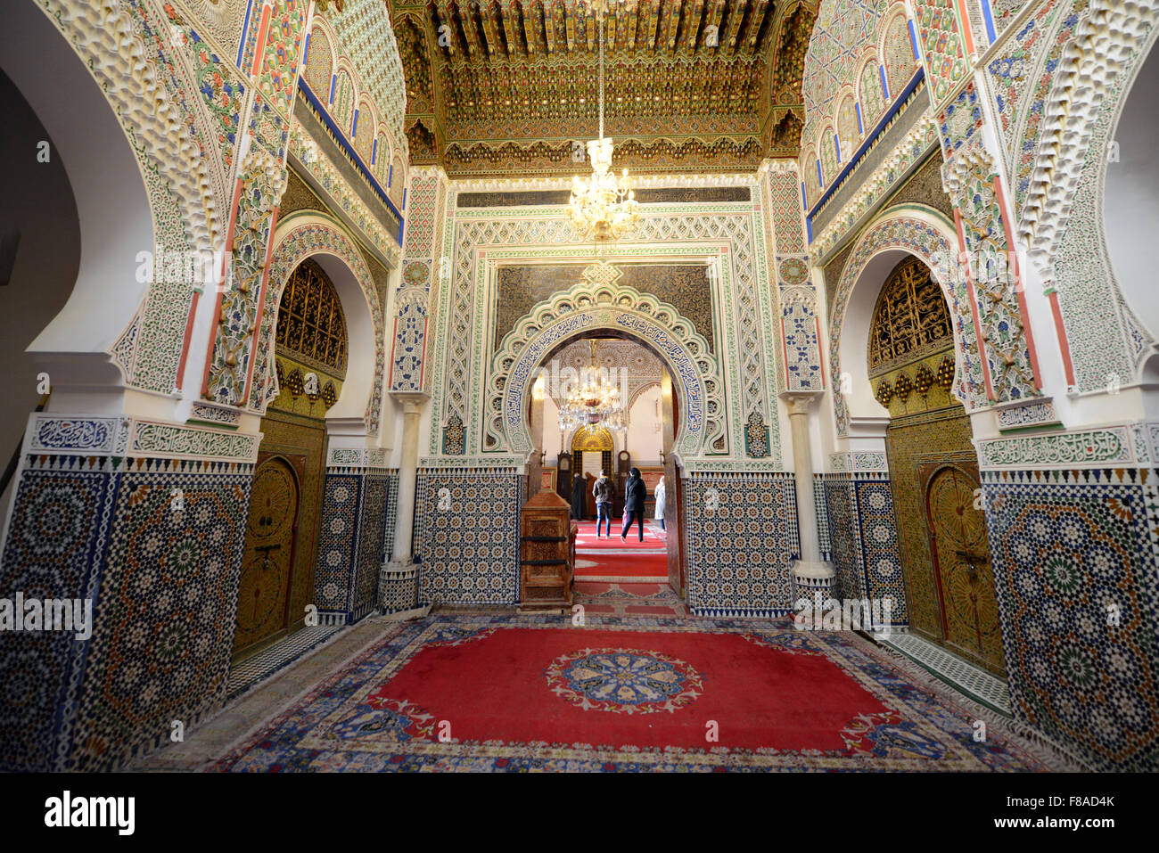 Das schöne Zaouia Moulay Idriss II Mausoleum in Fes, Marokko. Stockfoto