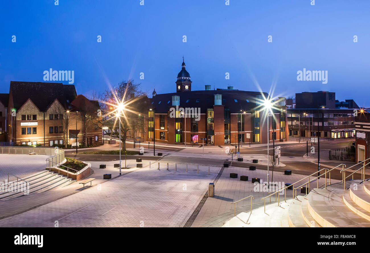 Die neue Zentralbibliothek in Swindon, gesehen von Regent Circus Swindon neue Ausflugsziel Stockfoto