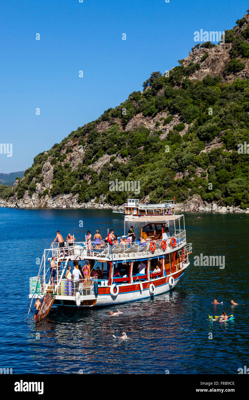 Touristen auf einem Boot Reise, Marmaris, Provinz Mugla, Türkei Stockfoto Touristen auf einem Boot Reise, Marmaris, Provinz Mugla, Türkei Stockfoto