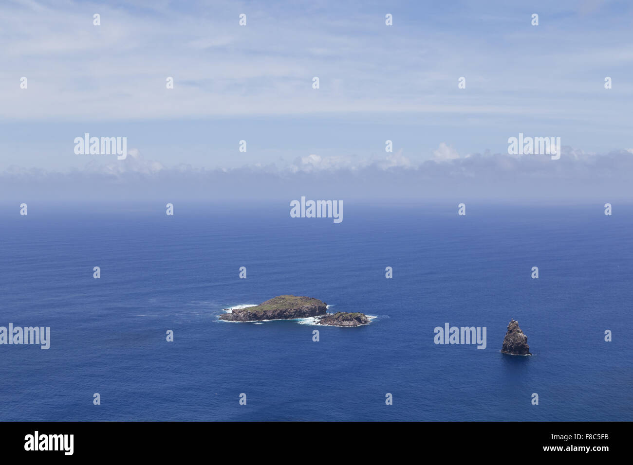 Foto der Birdman Inseln vor Ostern Insel Stockfoto