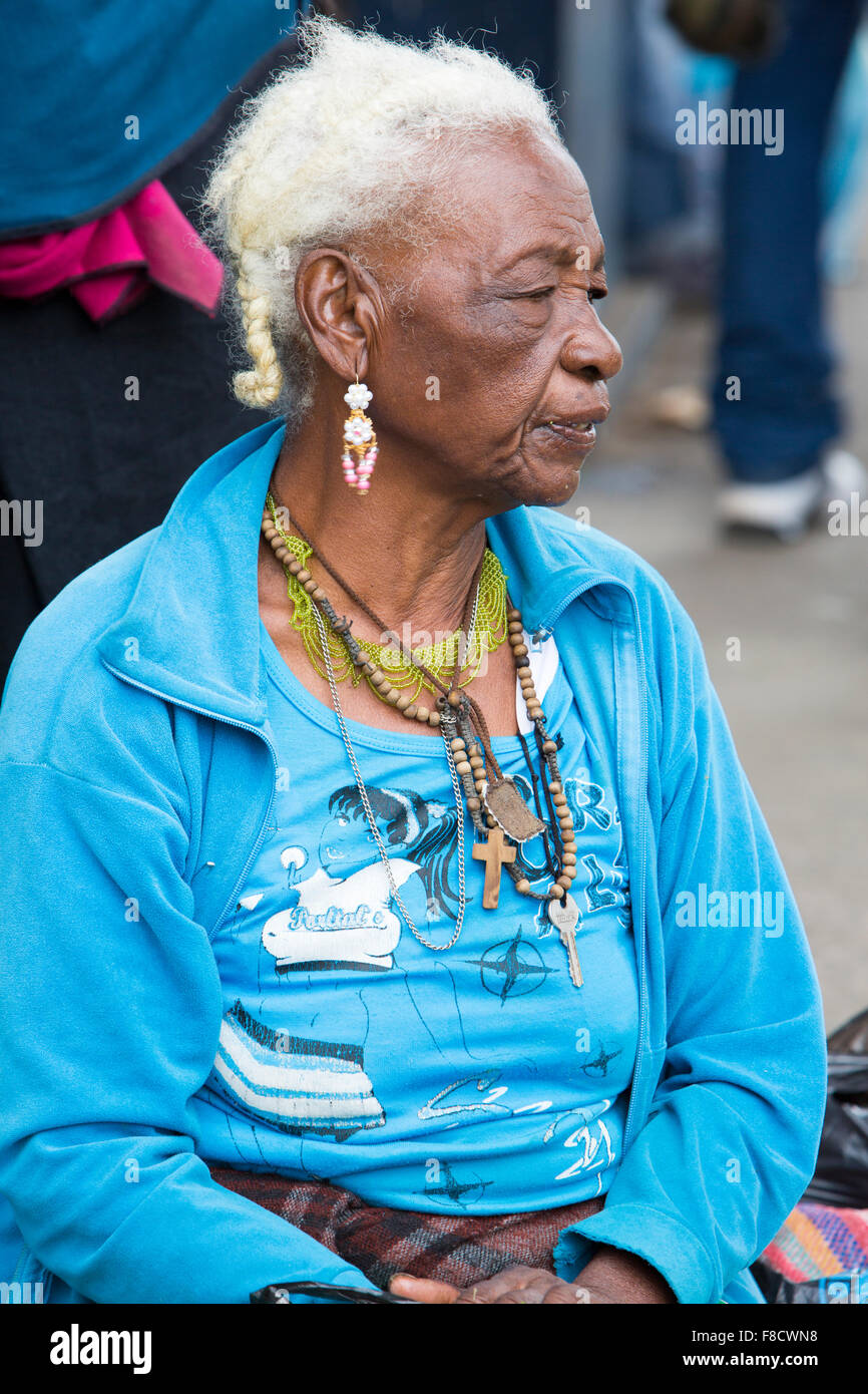 Frauen aus ethnischen Gruppe der Mestizen in Otavalo, Ecuador Stockfoto