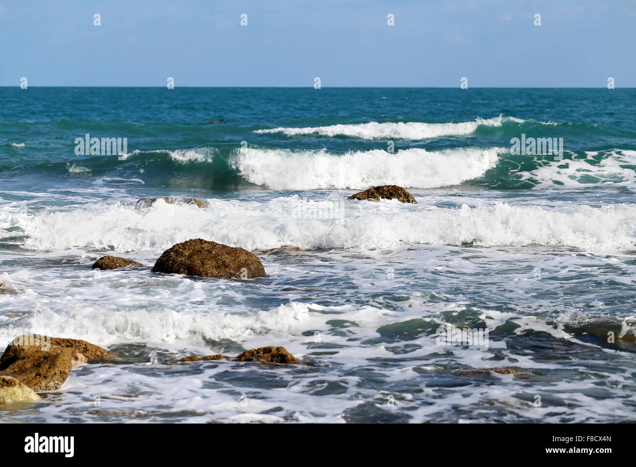 Meer mit Wellen fotografiert hautnah Stockfoto