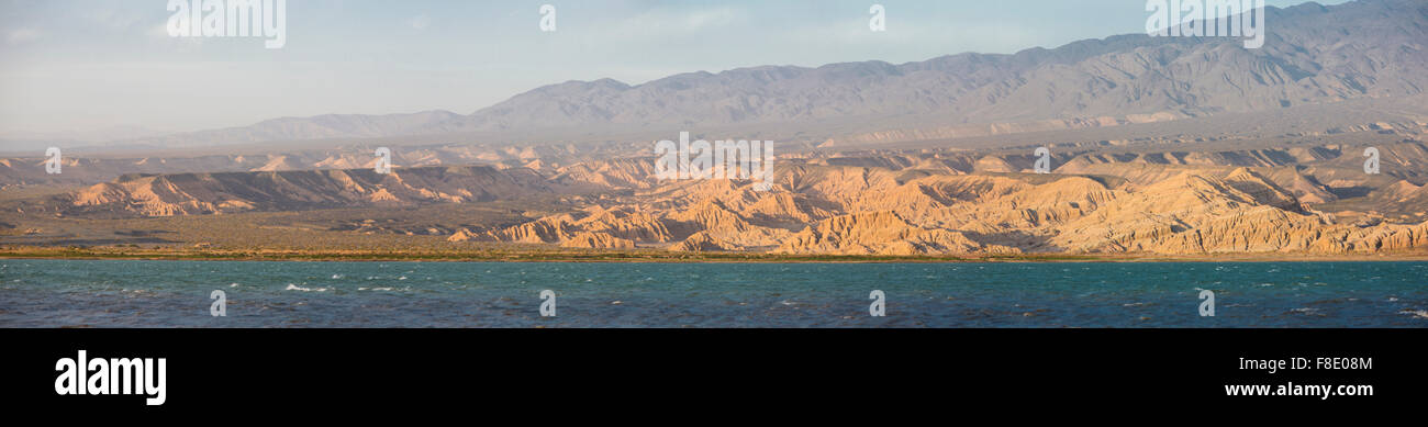 Sonnenuntergang auf dem See von Wind, Argentinien Stockfoto