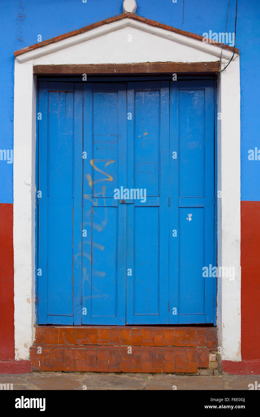 Haus im Kolonialstil in La Candelaria, Bogota, Kolumbien Stockfoto