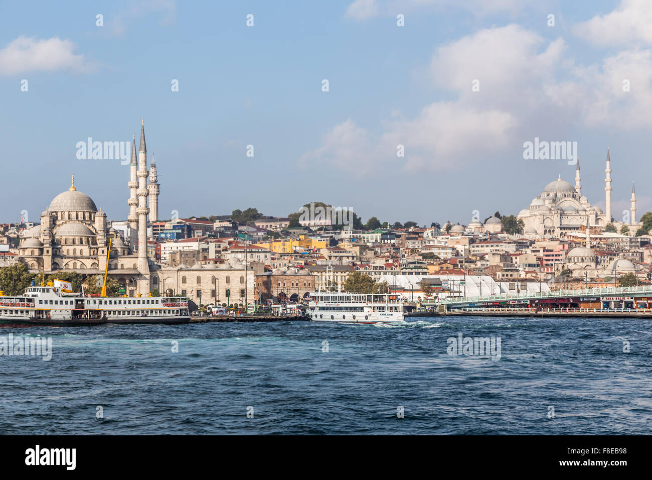 Stadtbild Ansicht der Yeni Camii (neue Moschee) und der Süleymaniye-Moschee-Istanbul, Türkei Stockfoto