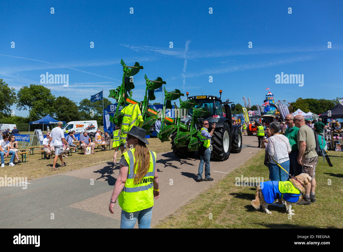 Erbe und Vintage Fahrzeugparade auf der Kent County Show 2015 Stockfoto