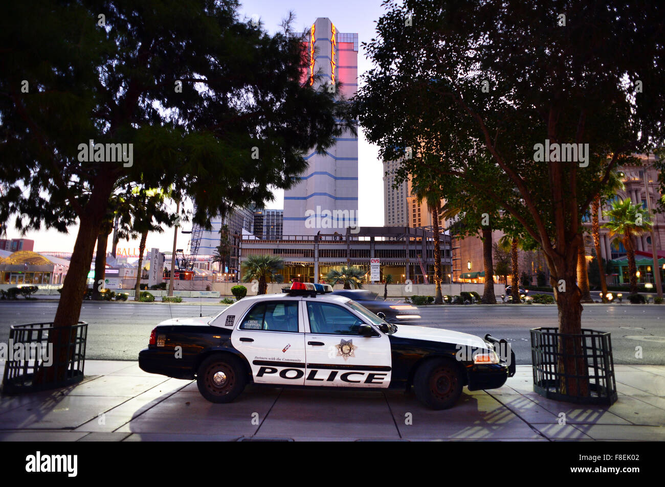 Polizeiauto vor dem Bellagio Hotel Las Vegas, Nevada Stockfoto