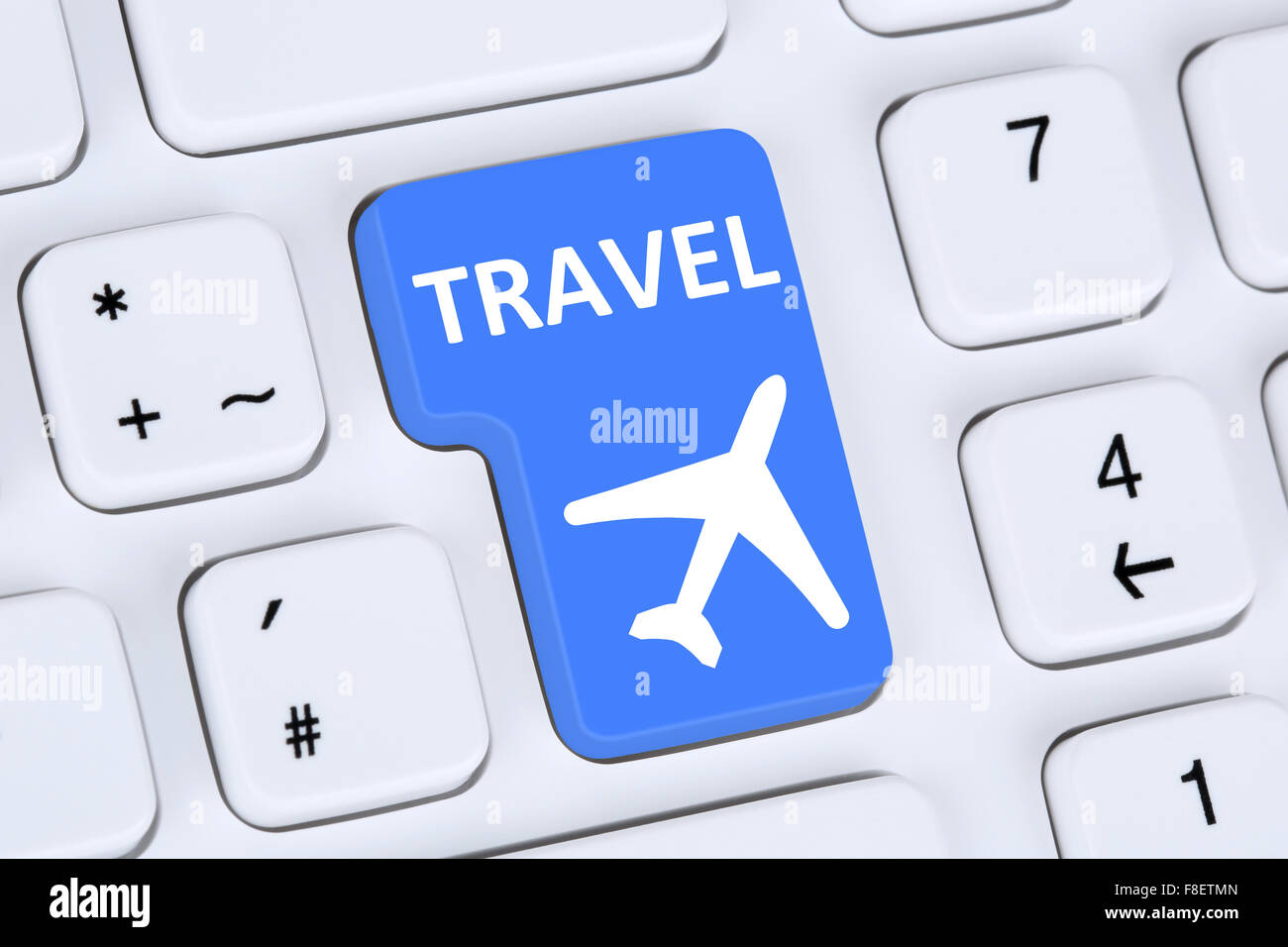 Flug und Reisen buchen Urlaubsreisen online shop Internet auf Computer-Konzept Stockfoto