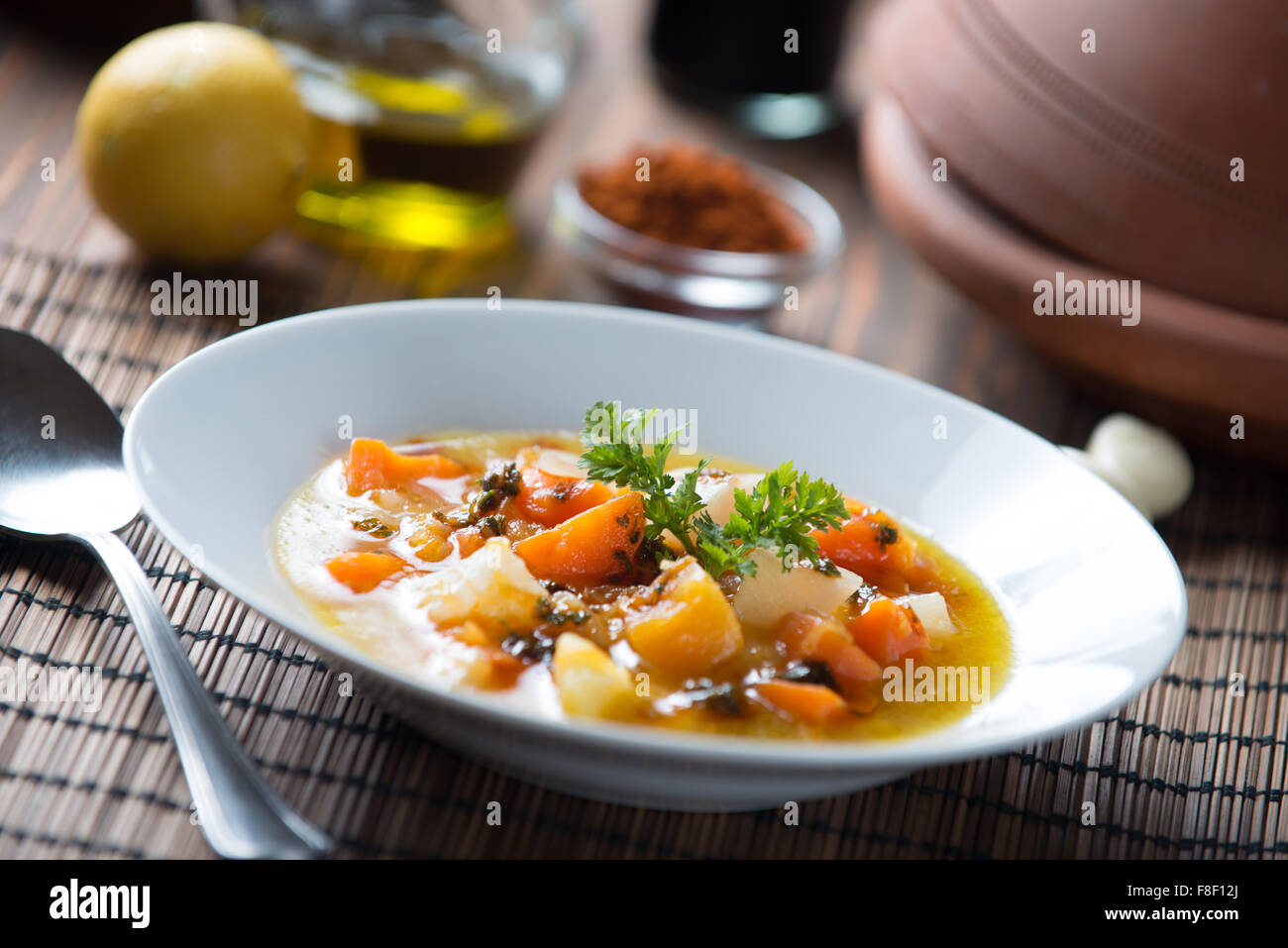 Marokkanische Kürbissuppe Stockfoto