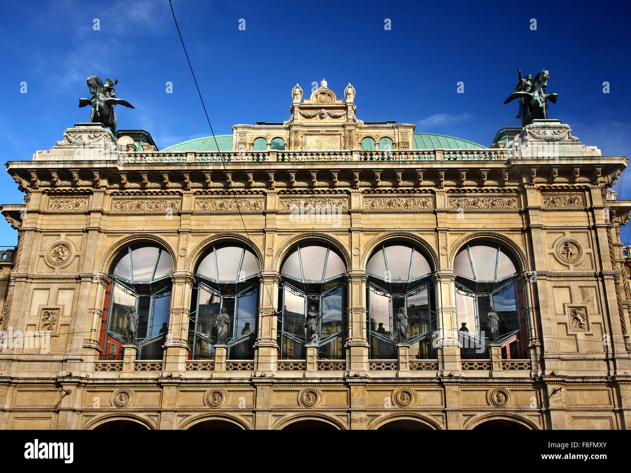 "Detail" von der State Opera House (Staatsoper), Wien, Österreich. Stockfoto