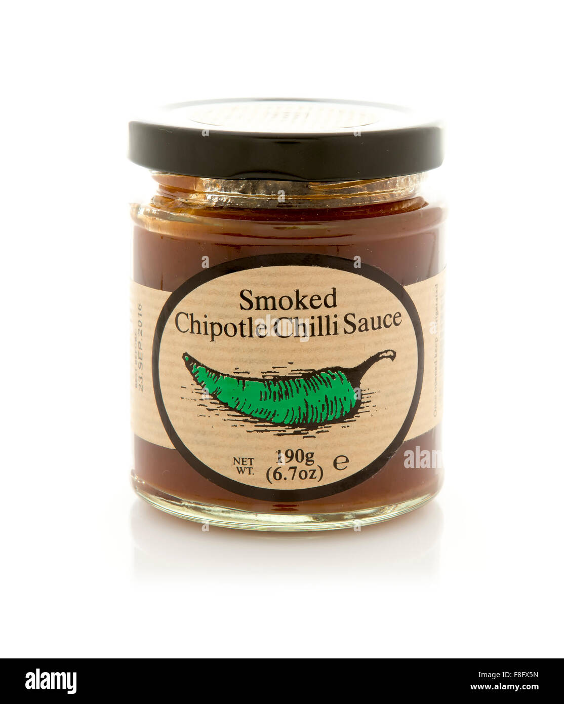 Edinburgh bewahrt geräucherter Chipotle Chili Sauce auf weißem Hintergrund Stockfoto