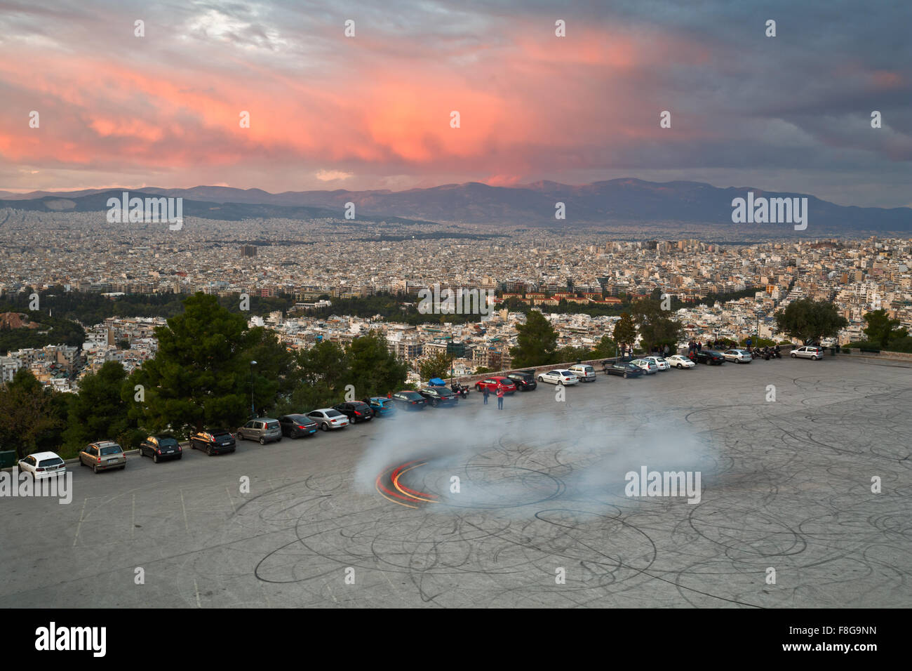 Parkplatz am Lycabettus-Hügel in Athen, Griechenland. Stockfoto