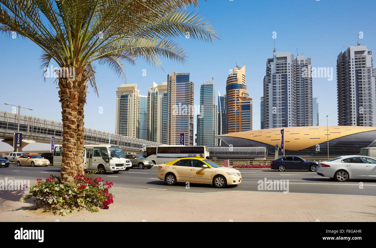 Cityscape Dubai - al Sheikh Zayed Road, Vereinigte Arabische Emirate Stockfoto