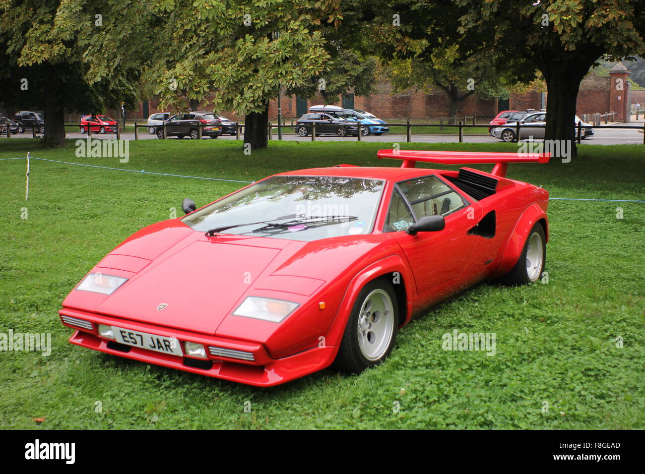 Countach am Concours Elegance statt im Hampton Court Palace, UK Stockfotografie Alamy