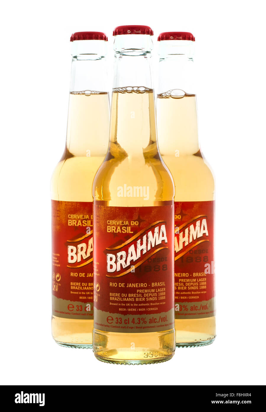 Drei Flaschen Bier Brahma auf weißem Hintergrund Stockfoto